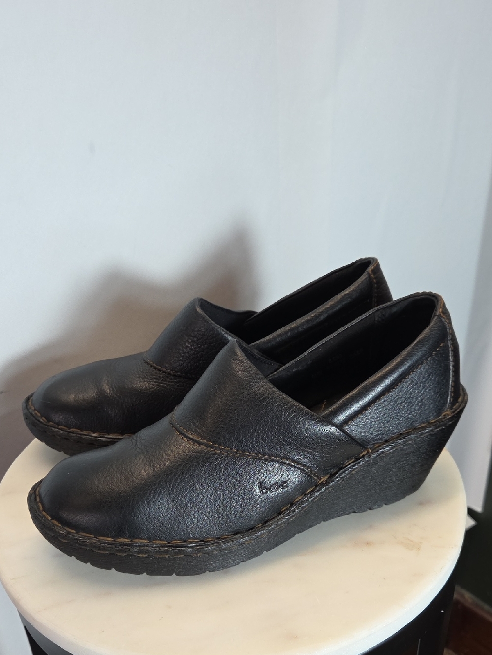 b.o.c. Black Leather Wedge Mules Size 8.5